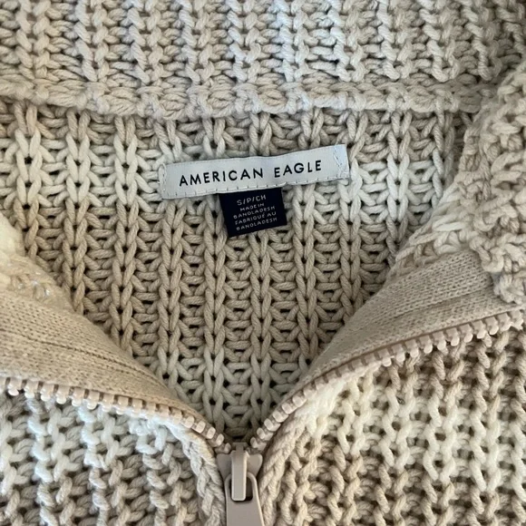 American Eagle Outfitters Tan and Cream Sweater - Picture 3 of 3